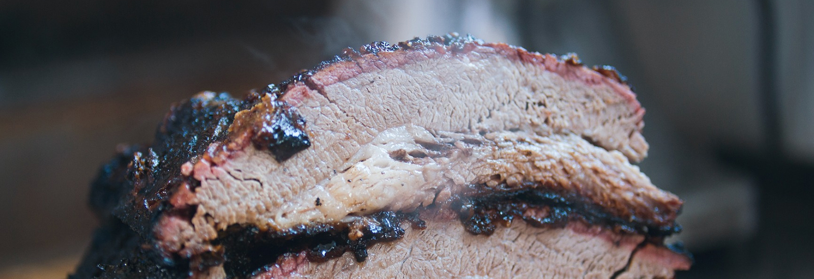 Carne ahumada: todos los secretos para disfrutar de su cocinado