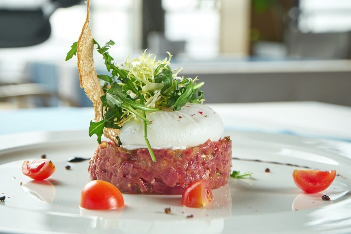 steak tartar con carne magra de ternera