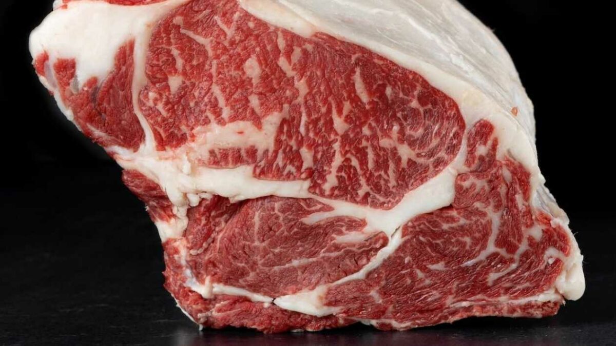 ribeye corte para cheesesteak sandwich